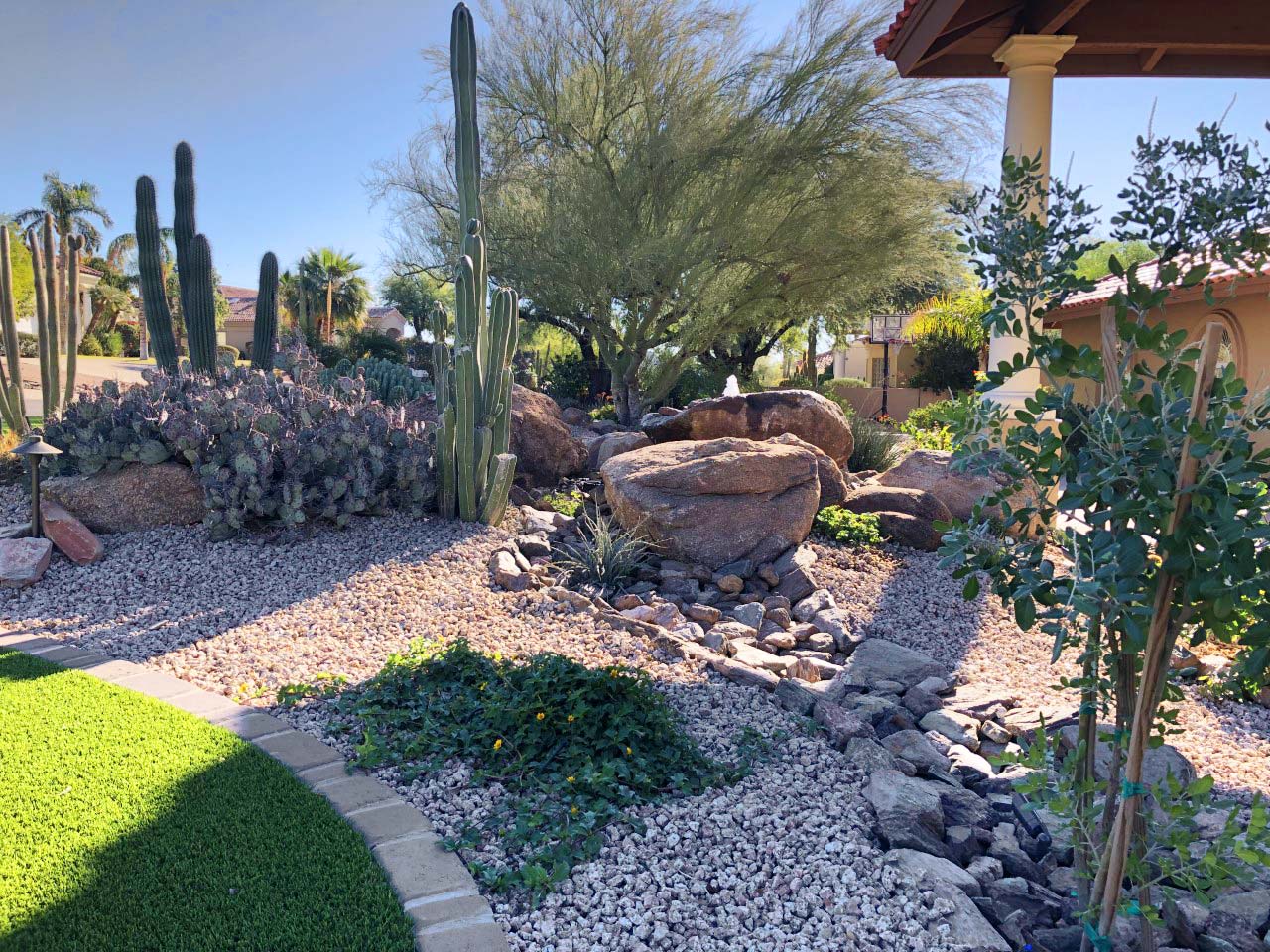 Water Fountains Phoenix & Scottsdale | Outdoor Water Feature Installers